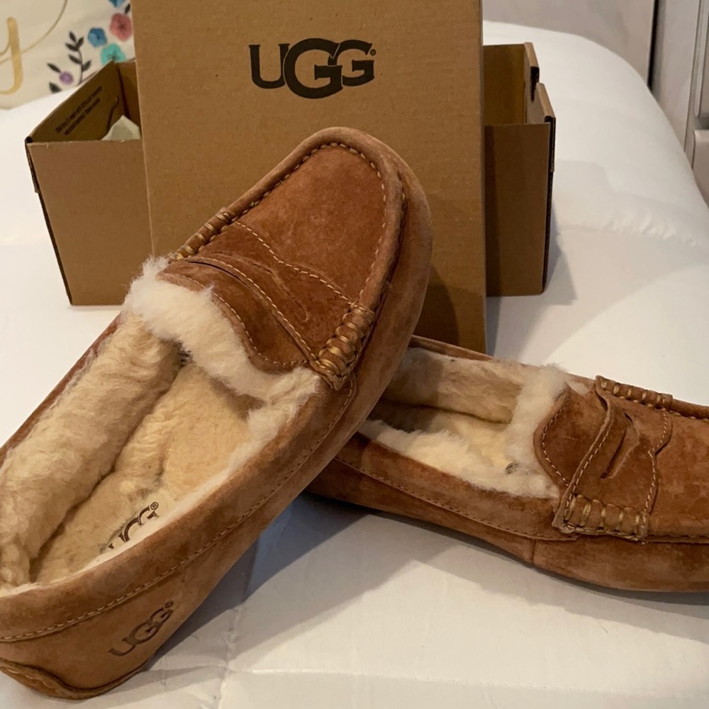 Women’s Ugg Moccasins